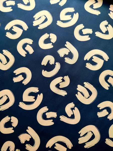 f56bac74-0aaa-4657-aa64-208175758111